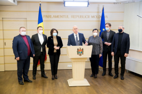 PDM invită la dialog şi propune un plan de măsuri pentru depăşirea crizei